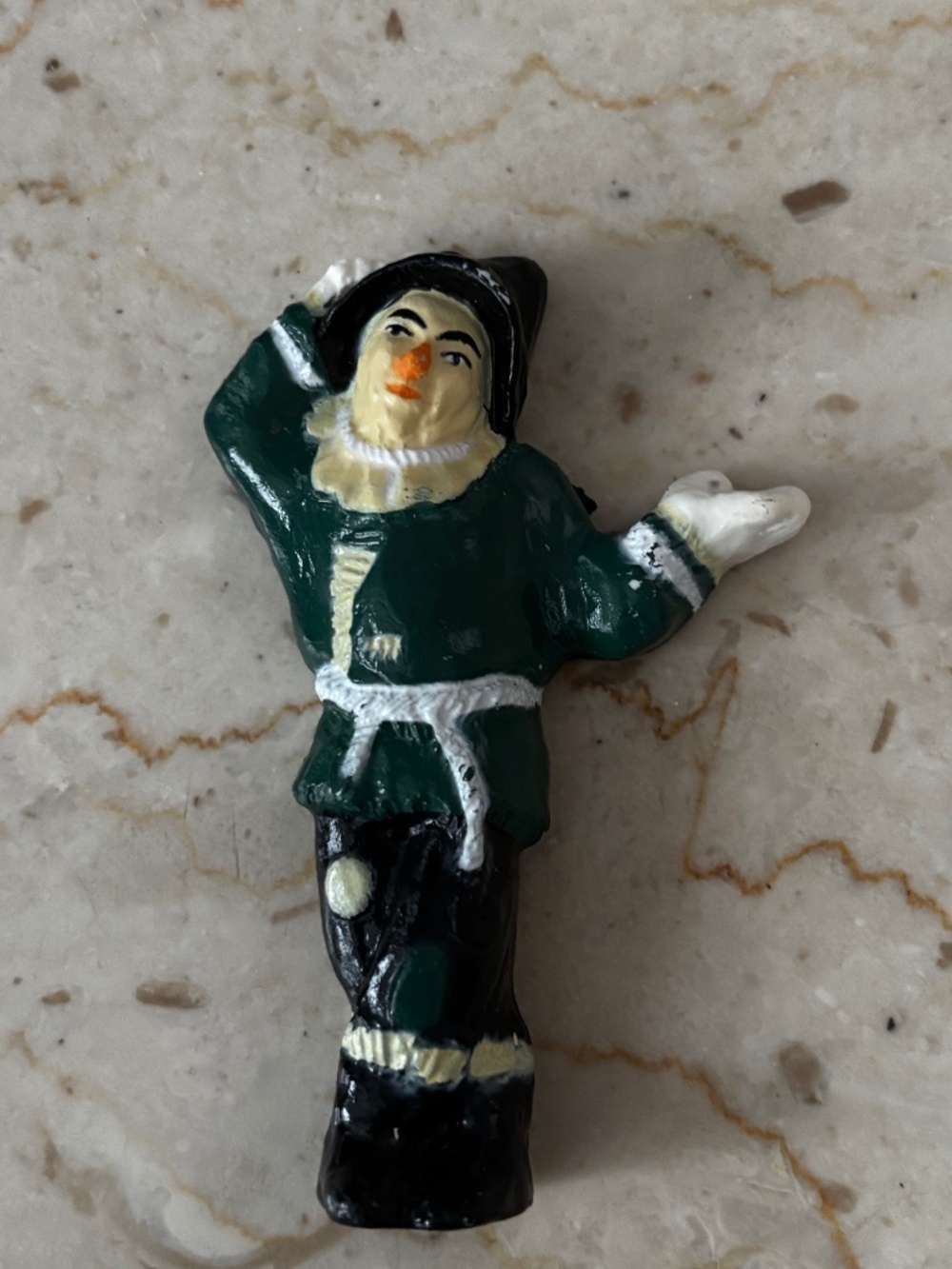Vintage 1989 Wizard of Oz Scarecrow Magnet - Turner Entertainment Collectible 3.